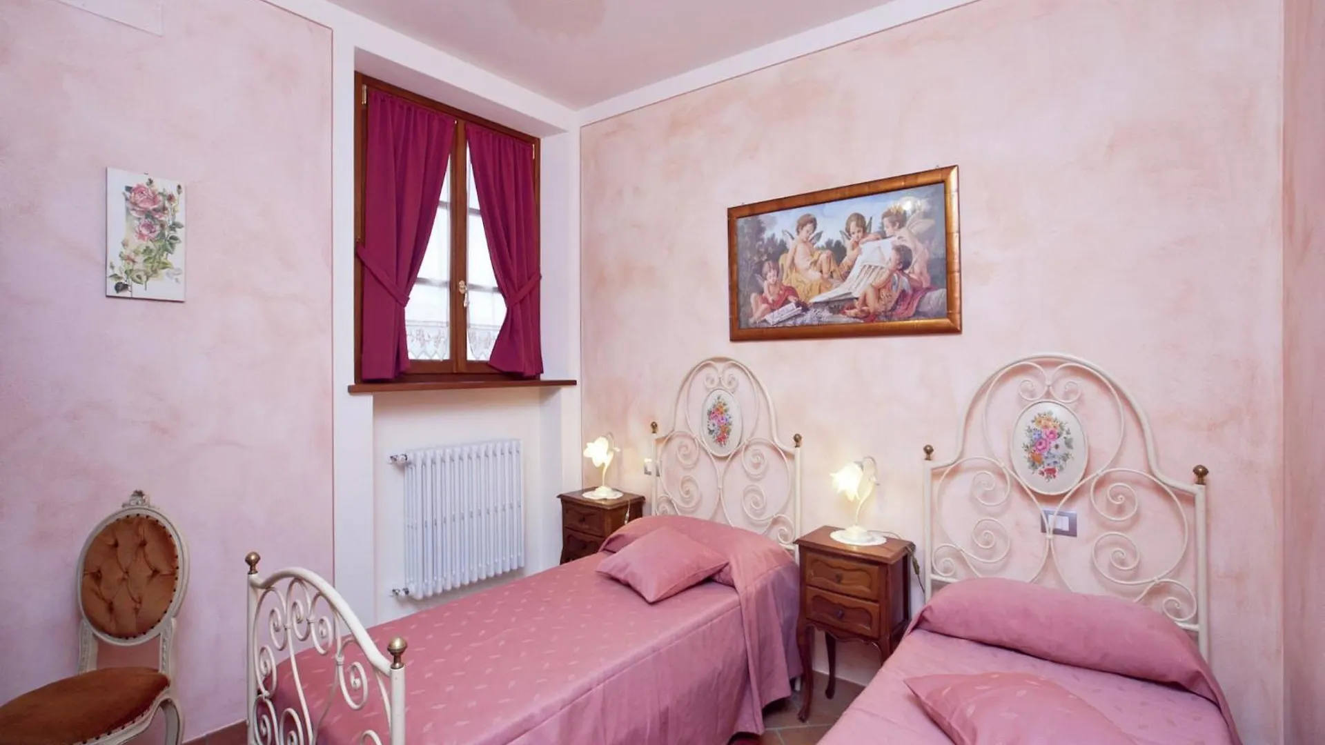 Luxurious Apartment In Lucignano With Views Holiday home