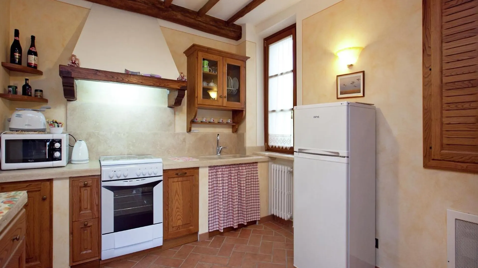 Luxurious Apartment In Lucignano With Views 0*,