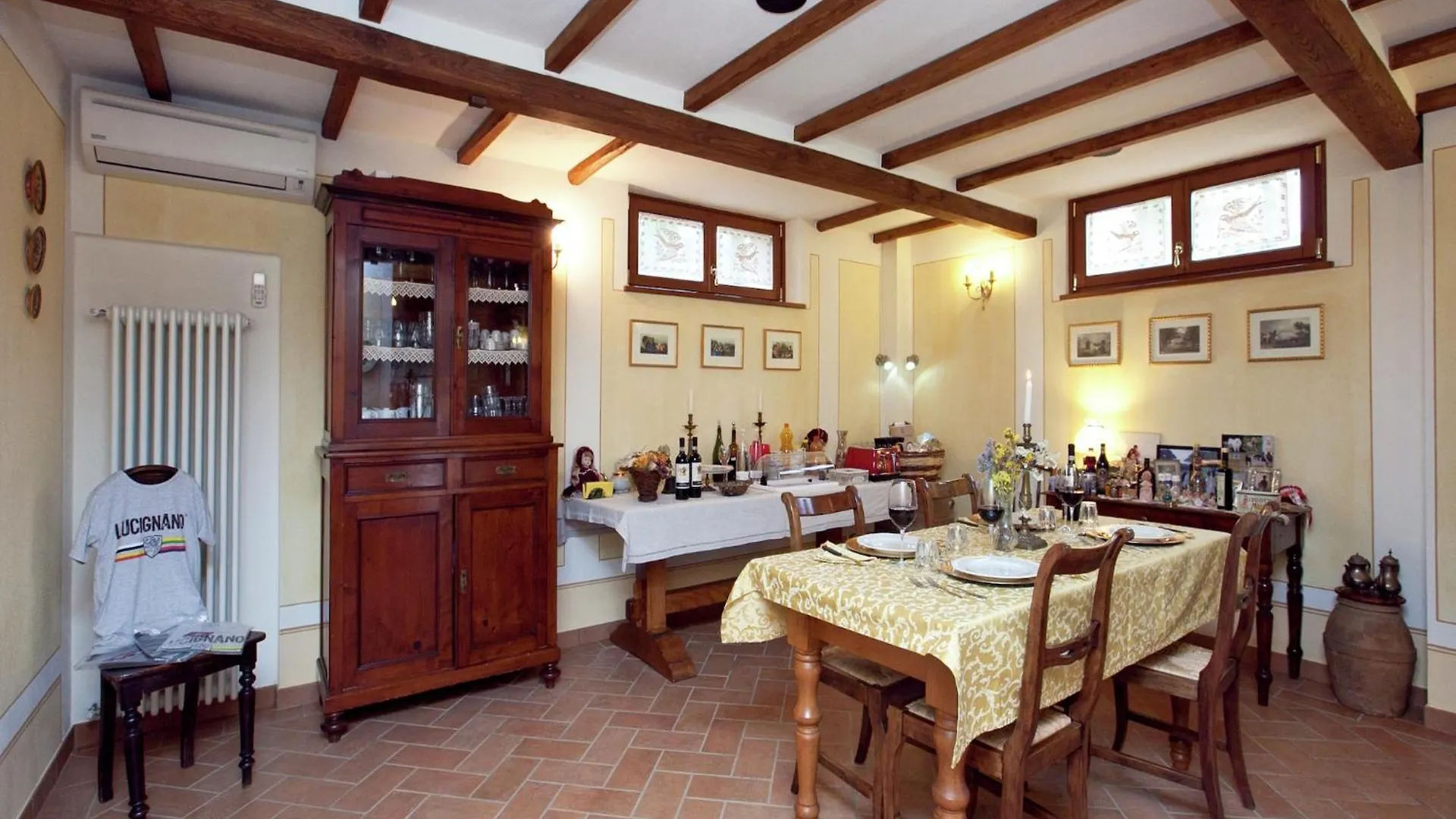 Luxurious Apartment In Lucignano With Views