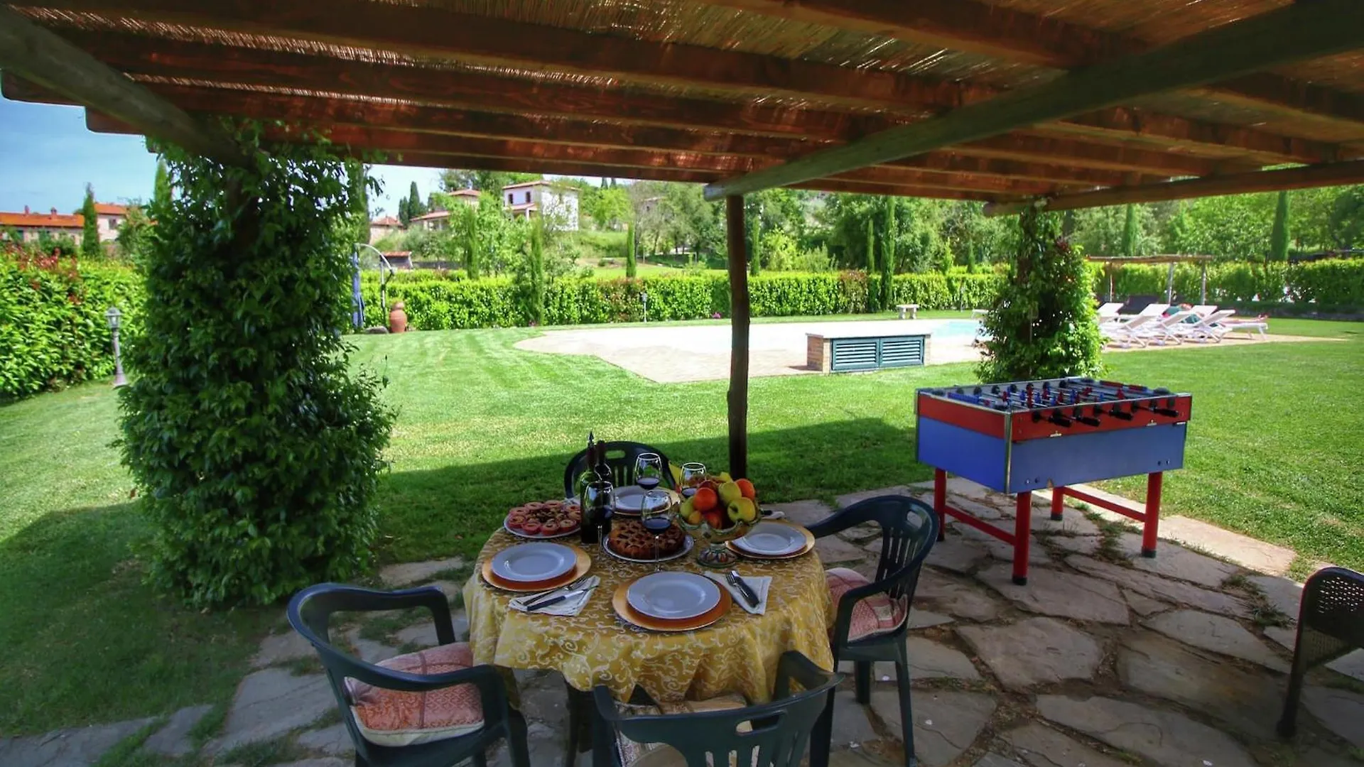 Luxurious Apartment In Lucignano With Views Holiday home