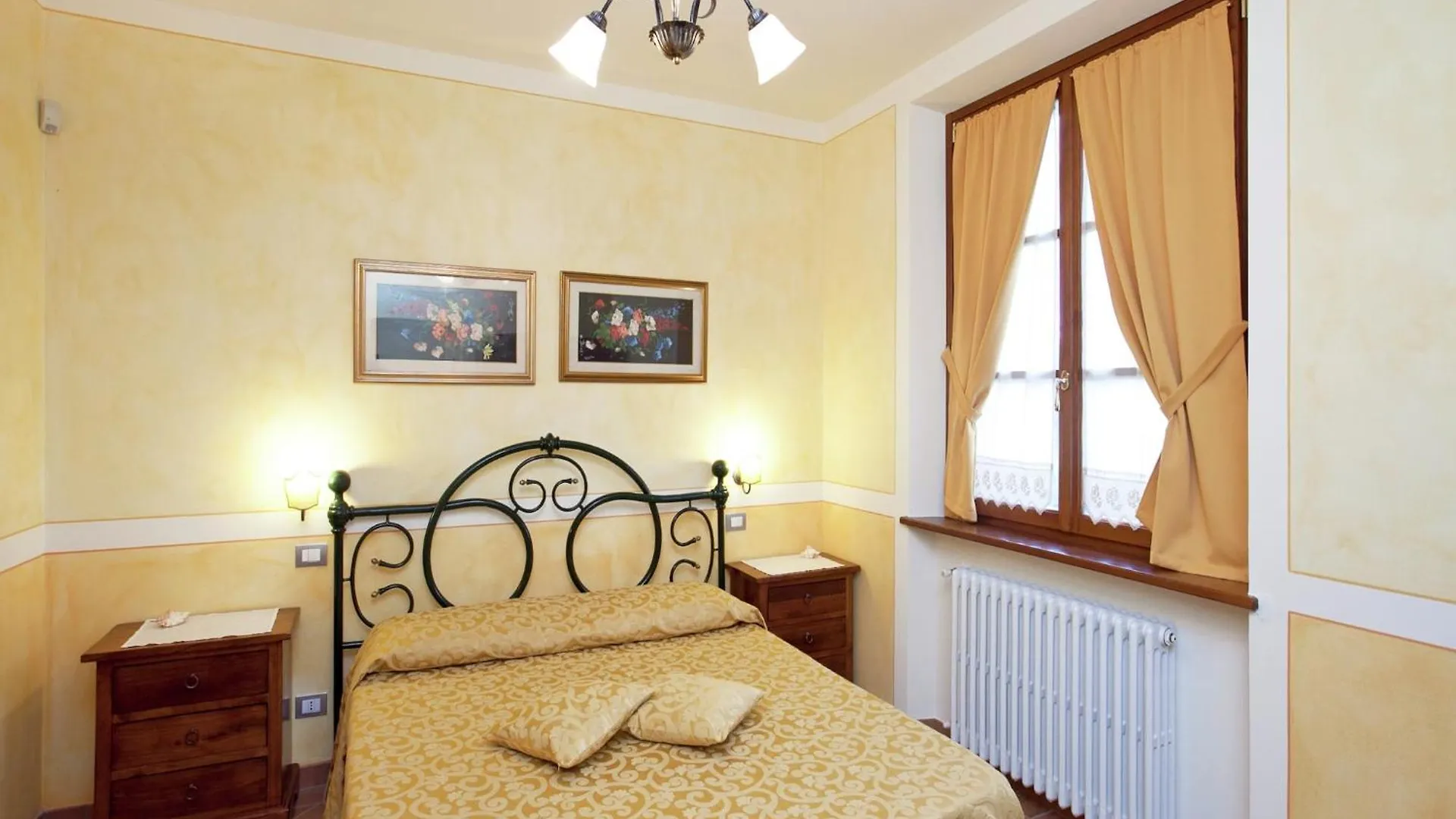 Luxurious Apartment In Lucignano With Views Holiday home