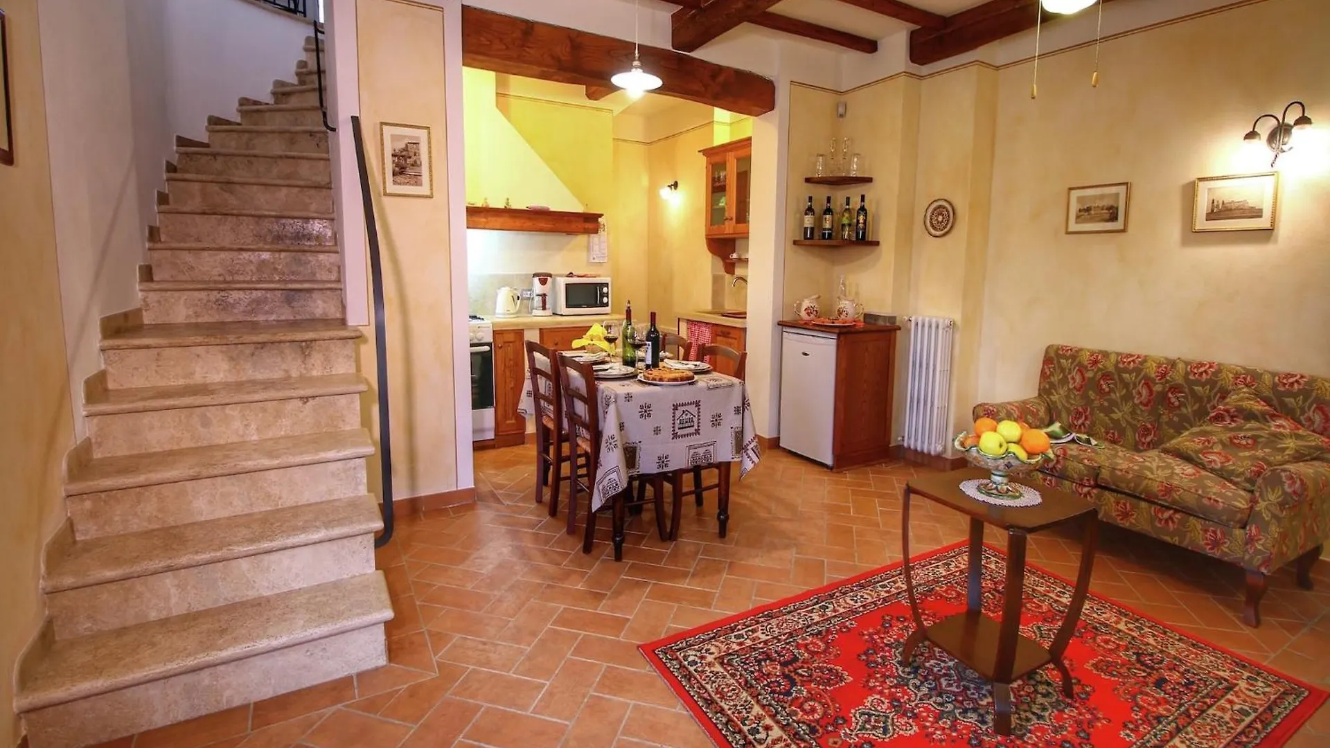 Luxurious Apartment In Lucignano With Views